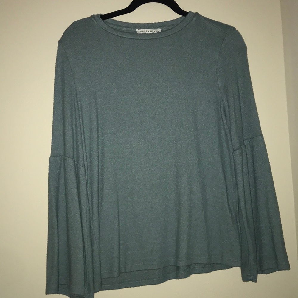 Flare Sleeve sweater